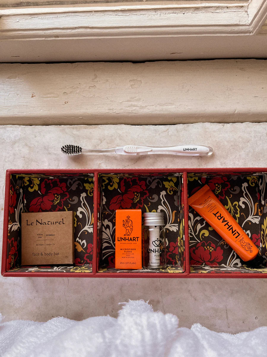 Microfiber Dental Floss in Glass Bottle - 25m - Mint & Xylitol